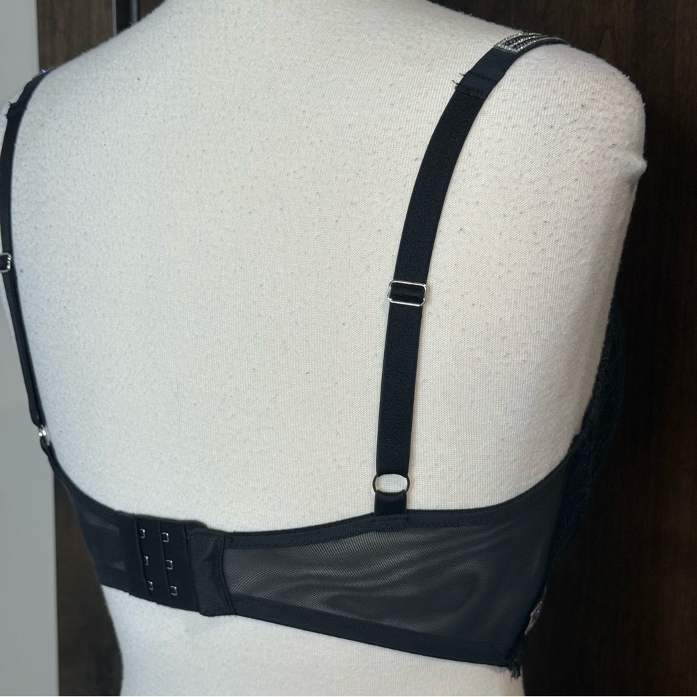 NWOT Victoria's Secret Black Lace Bra with Adjustable Rhinestone Straps 34E 34DD - Picture 5 of 12
